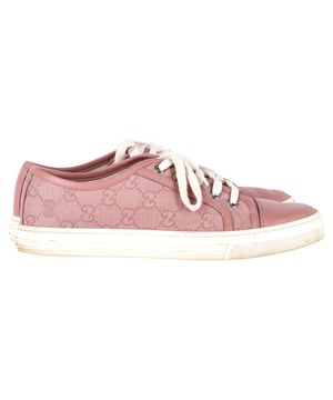 VINTAGE, RRP AS NEW
These Gucci sneakers are simple yet stylish. They've been crafted from soft pink GG canvas as well as leather and designed with simple lace-ups. Set on rubber soles, these sneakers are just perfect to ace one's casual style.


With box

Gucci GG Monogram Low Top Sneakers in Pink Leather
Condition: Very good
Signs of wear: Include Box., Minor markings, Lightly used but very well maintained. Minor mark at soles & creasing, light scuffing at the soles and heels.
Packaging: Box, Dust bag
Color: Pink | rose
Material: Leather 
Size: EU37
Measurements: Heel height: 25; Insole length: 270
SKU: TONPUGBSH370912W