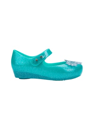 Ariel of The Little Mermaid, Belle of Beauty and the Beast, Snow White, Cinderella, The Princess and the Frog, and Elsa of Frozen are in the Melissa universe to show that girls can be anything they want. Prepared in their dresses for memorable adventures, the princesses are crafted in Melissa Sweet Love Baby, a passionate model, full of comfort and style for Infants!