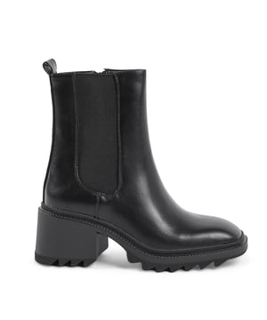 Botín para mujer 19V69 Italia Negro 181-87 NERO  
Detalles: 181-87 NERO  
Color: Negro  
Composición: 100% PIEL SINTÉTICA  
Suela: 100% GOMA  
Tacón: 6 cm  
Fabricado en: CHINA  
100% PIEL SINTÉTICA