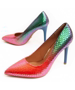 Hochhackige Schuhe für Frauen. Bequeme Passform. Hergestellt von anderen Marken für unsere Marke. Ungefähr Maße: 10 cm Absatz.