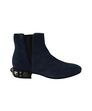 Wunderschone Dolce & Gabbana Mid Calf Boots mit Gummizug und Nieten.
  Gebraucht mit Etiketten.
  100% authentisch.
  Gummizug auf beiden Seiten.
  Stollendetails an der Ferse.
  Gummi.
  und Ledersohle.
  Material: 100% Wildleder.
  Farbe: Blau und Schwarz.
  Lo.