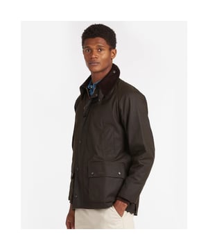 At the very heart of the Classic collection and a firm favourite year after year, the Classic Bedale is made using Barbour's 6oz Sylkoil.
Originally introduced for riding, this relaxed-fit jacket is now a seasonal staple in town and country alike, with a mediumweight waxed cotton outer that's comfortable to wear and offers robust weather protection. The two-way front zip is reinforced by hardy stud fastenings to seal out wind and rain, while moleskin-lined handwarmer pockets and generous bellow pockets are winter must-haves. A sit-down collar in signature corduroy creates a smart appearance, but can also be raised for additional protection in bad weather, with a luxurious feel against the face and throat.
Retaining unmistakeable Barbour authenticity, the Classic Bedale features a 100% cotton lining in the Original Classic Tartan print, adding an eye-catching heritage detail. This traditional men's waxed jacket is compatible with Barbour's zip-in liners and optional hoods, for all-round versatility.

100% waxed cotton outer
Pure cotton lining
100% cotton sleeve lining
Inner ribbed sleeves
Two way zip
Corduroy collar
Two handwarmer pockets
Two large bellow pockets
Back length: 76 - 81cm's | 30" - 32"
Studded for optional hood
Interactive zip