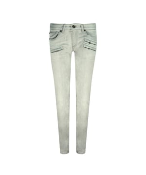 Balmain FP55205JI5202 Grey Jeans. Feel confident and stylish in Grey Jeans from Balmain, crafted with premium denim and featuring the iconic Balmain logo. Let your look shine with these jeans, designed to flatter and make a statement. Dare to be different!. Skinny Jeans, Balmain Grey Jeans. 68% Cotton, 32% Polyester, Made In Italy. Branded Badge, Worn Look Denim Wash. Style Code: FP55205JI5202