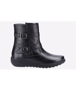 Stay effortlessly stylish with these lightweight double buckle side zip ladies mid boots from Fleet & Foster. Zambia is a simplistic design with lether uppers, memory foam footbed and soft-touch warm suede lining is gentle on tights and feet.
- Leather Upper- Side Zip- Memory Foam Footbed- Wide Fit
