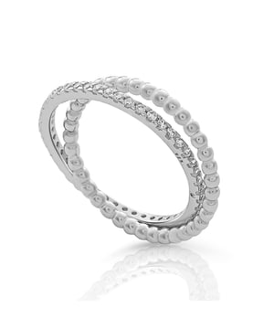 Deze uitgebreide Ring voor Vrouwen van Orphelia is het perfecte cadeau om jezelf of een geliefde te verwennen. De Ring is gemaakt van 925 Sterling Zilver, gekleurd Zilver in maat 56 met een gewicht van 1,6 gram en een breedte van 0,6 cm op het breedste punt. De Orphelia 'Everest' Vrouwenring van 925 Sterling Zilver - Zilver ZR-7542 wordt geleverd in een prachtige geschenkdoos en heeft een garantie van twee jaar.