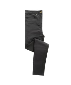Klassieke gesneden chino met twee voorvakken met klinknageldetails. Twee opgestikte zakken aan de achterzijde. Riemlussen om een riem te vergemakkelijken. Bedekte YKK-ritssluiting met enkele metalen knoopsluiting op de tailleband. Stretchstoffen voor maximaal comfort. Wassen op 40 graden. Materialen: 63% polyester, 35% katoen, 2% elastaan.