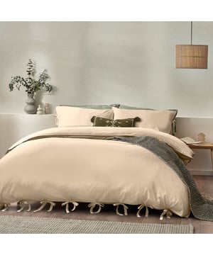 Inspired by modern loft living, the Mallow Bowtie duvet cover set features a plain enzyme-washed cotton percale and is available in a range of subtle tones. Finished with stylish tie fastenings and twin-needed stitch details, this bedding is perfect for those who love to create a relaxed look in the bedroom.