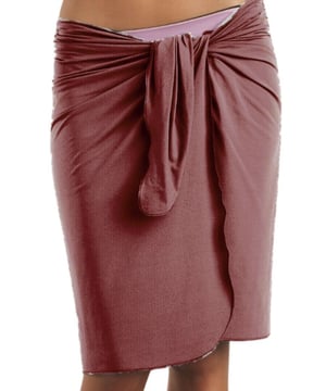Moontide Mid Length Wrap Sarong. This product is recommended as cold wash only. Please note that the product may appear lighter/darker than the image, due to lighting during the photoshoot. ** Please IGNORE the product labels, these are for display only. The sizes can be found on the dropdown menu or the item specifics.**