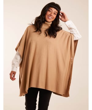 Here is a simple and cosy layer to wear this AW, that can be teamed with just about any outfit of your choice! This poncho is not your usual layering piece! Why not try something new this season, and be sure to not regret it!