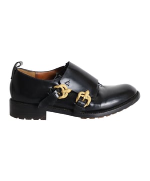 VINTAGE, RRP AS NEW
Valentino's Serpentine Monk shoes are crafted from smooth black leather and feature a classic toe shape, buckled monk strap and stacked heel. Pair with your favorite tailored pieces for a sleek modern style.
*with dust bag

Valentino Serpentine Monk Shoes in Black Leather
Material: Leather
Size: IT38
Condition: Very good
Sign of wear: Creases on vamps; Minor wear on surface; Moderate wear on soles
SKU: 301391