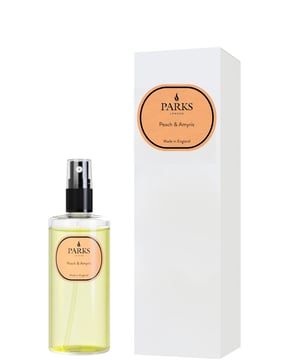 A dash of sweet peach - the irresistible fragrance of a sparkling Bellini with an ultra-crisp twist of carnation and violet.