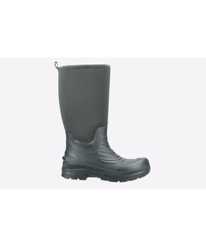 Kenwood from Cotswold, is the perfect welly for all weather conditions. With fully waterproof neoprene for excellent warmth and comfort.- 100% Waterproof- Pull On Loop- Lightweight sole- Reinforced toe and heel- Easy to clean overlay- 3mm Neoprene- Heavily cleated sole for grip and durability