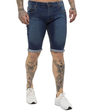 Kruze by Enzo Heren Skinny Fit Shorts, vakkundig vervaardigd met een middelhoge taille en voorzien van een tijdloos 5-pocket design. Afgewerkt met een strakke ritssluiting en versierd met premium merkknopen en klinknagels, stralen deze shorts verfijning en luxe uit