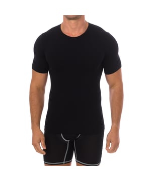 Camiseta interior de manga corta Intimidea.
Color Negro
Cuello redondo elástico.
Manga corta con acabado reforzado.
Tejido cómodo y elástico sin dejar marcas.
Costuras vistas a tono.

Composición:  92% Poliamida, 8% Elastano

Lavar a temperatura maxima 30º.
-No usar lejía.
-No usar secadora.
-No usar plancha.
-No lavar en seco.