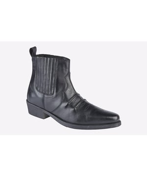 Delivering a western-inspired look that is sure to impress, these Woodland Nebraska men's ankle boots are a stylish choice for the modern man. Constructed in a premium leather upper, these Nebraska boots feature intricate stitch-detailing, a western silhouette, and a sleek black colourway.
- Leather upper
- Concealed gusset for easy on / off wear
- Intricate stitch detailing
- Heel tab for easy wear
- Durable TPR Sole