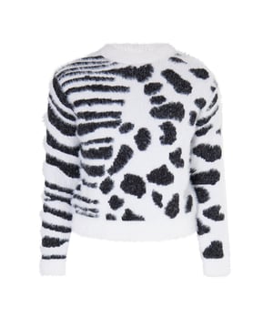 Mit einem wilden Mix aus Leo und Zebra gehst Du mit dem myMo KIDS Pullover auf Herbst-Winter-Safari. Der weiche, gebürstete Strick trägt sich super angenehm und lässt sich ganz einfach mit Jeans kombinieren. Der lockere Pulli wird garantiert der Favorit im Kleiderschrank.  Strickpullover