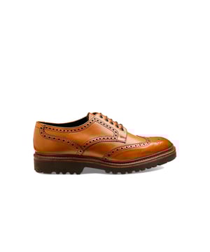 Loake Perseus Hand Painted Brogue
This hand painted derby brogue shoe boasts an unique finish and top level quality. Features a Goodyear welted lightweight commando sole for maximum grip and durability.
 


Main - 100% Leather. Lining - 100% Leather. Sole - 100% Rubber
Wide Fit
Goodyear sole