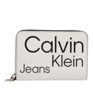 Portemonnaie Calvin Klein Little Style Damen Beige Polyurethan. Authentische Taschen der Marke Calvin Klein - Streetwear/Sportswear-Design von Calvin Klein - Calvin Klein für Damen, modisch und perfekt für den Alltag - Das beige Portemonnaie von Calvin Klein lässt sich ideal mit dem Rest Ihrer Garderobe kombinieren - bequeme Polyurethan-Materialien - klassisch - Little Style -