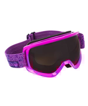 Las gafas de Snowboard Dragon son una opción ideal. 
Sus monturas de diseño, vienen en una amplia variedad de colores, igual que sus cristales.
Las monturas están hechas de Plástico las cuales proveen una larga durabilidad estas gafas. 
Detalles de logotipo, en el lateral superior de la montura.
Espuma de triple capa, con forro polar hipoalergénico.
Campo visual extra grande, con tecnologia anti-vaho.
Lentes de color Stone Ionized.
La banda elástica es ajustable, con banda de anti-deslizamiento.
Color Violeta.
Banda elástica personalizada por la marca.
Ventilación optima.
Todas las gafas protegen de los dañinos rayos UV. 

Incluye bolsa de micro-fibra para máscaras.

Medidas:  Alto lente: 85 mm. Ancho lente: 210 mm. Puente: 60 mm.