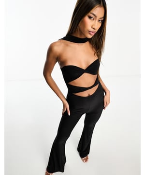 Jumpsuits & Playsuits by Kaiia One-piece wonder Choker detail Cut-out design Sleeveless style Flared leg Slim fitSold By: Asos