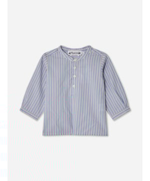 Introducing the exquisite Baby Boys Polisson Shirt in Blue by bonpoint, the pinnacle of AW2024 fashion for the discerning young gentleman. Here's why this piece is a must-have: Refined Elegance: Crafted in a serene blue, perfect for any occasion. Luxurious Comfort: Superbly soft fabric ensures all-day comfort. Iconic Style: Distinctive design sets your child apart.Elevate your little one's wardrobe with this standout designer shirt. Ideal for both casual charm and festive elegance!