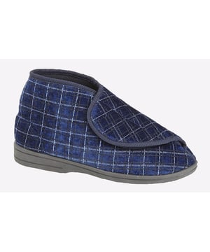 Delivered in a supportive bootee construction, these Bertie men's slippers from Zedzzz are a comfortable choice designed to keep feet warm and secure in nd around the house.- Velour upper
- Bootee construction
- Secure touch fastening closure
- Washable
- Vulcanised Rubber Sole