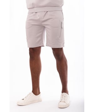 Soul star men's elasticated waist Cargo shorts with pockets and chilled out style.
A regular fit with ease around the body casual comfort wear.
Cargo shorts are the perfect loungewear to wear in summer heat.
Cotton blend for soft, durable and comfortable wear.
Available in S, M, L, XL and XXL sizes.
