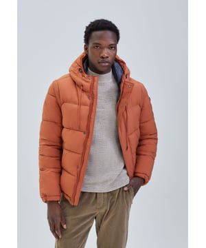 This red jacket has high collar, hood, and long sleeves with 2 side press studded pockets, 1 inside press studded pocket.