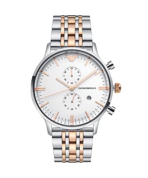 Sku: AR0399Gevalmaat: 43 mmBeweging: Quartz Chronograaf Materiaal band: Roestvrij staal Kleur band: Two Tone Waterbestendigheid kast: 5 ATMCasemateriaal: Roestvrij staal Kleur kast: Zilver Kleur wijzerplaat: Wit Kleur band: Zilver, Two ToneBreedte band: 22 mmSluiting: Vlindersluiting Type batterij: SR927W