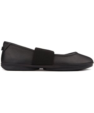 Duik in milieuvriendelijke luxe met de Camper Right-schoenen! Deze duurzame stijliconen zijn gemaakt van weelderig zwart leer en voorzien van een stevige rubberen zool en bieden compromisloos comfort met hun zachte EVA-voetbedden. Het voetbed met merklogo en de gerecyclede voering voegen een vleugje bewuste verfijning toe. Loop met trots, wetende dat je niet zomaar een schoen draagt, maar een statement van duurzame stijl!