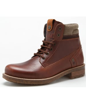 These Hill mens tan leather lace up boots are a casual as well as smart style with a classic twist. Featuring a lace up fastening, knitted padded collar and a grip sole. Team with denim jeans and shirt for a sleek look or a night out with the guys.