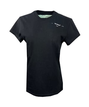 Bleiben Sie stilvoll mit diesem schwarzen T-Shirt von Off-White. Mit einem ikonischen Logo auf der Brust sorgt dieses T-Shirt garantiert für Gesprächsstoff. Zeigen Sie Ihren einzigartigen Stil!, Off-White-Logo, Off-White-Schwarz-T-Shirt, 100 % Baumwolle, hergestellt in Portugal, Rundhalsausschnitt, Streetwear, Kurzarm, schwarzes T-Shirt