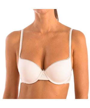 Adela women's bra Selene.
 Microfiber underwired padded cup bra with lace detail on the back.
 A comfortable and feminine garment ideal for women's everyday life.
 Composition: 48% Polyester, 44% Polyamide, 8% Elastane
 Care:
Handwash.
 Temp. maximum 30º.
 Do not iron.
 Do not use bleach.
 Do not use dryer.
 Do not dry clean.