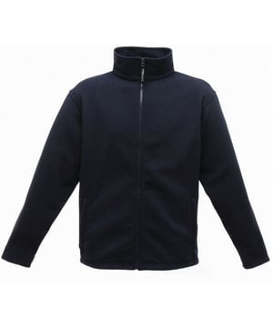 Dubbele steek detail Getapete halslijn Rits over de hele lengte en een ritssluiting met merknaam 2 zakken met rits aan de voorkant Fleece manchetten Verstelbare trekkoord in zoom Merknaam op de achterkant van de kraag Materiaal: 100% polyester 350-serie (anti-pluis Symmetry® fleece). Gewicht: 350 gsm Maatvoering heren Regatta (borstomtrek): XS (89-91.5cm), S (94-96.5cm), M (99-101.5cm), L (104-106.5cm), XL (109-112cm), XXL (117-122cm), XXXL (124.5-129.5cm), XXXXL (132-137cm) , XXXXXL (140-145cm).