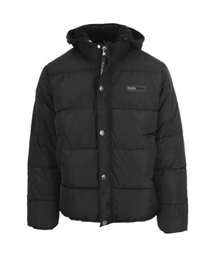!Experimenta versatilidad y estilo con la chaqueta negra acolchada Plein Sport! Esta chaqueta presenta un dise�o solido. Mantente comodo y elegante con el logotipo llamativo y los detalles acolchados. Perfecto para cualquier persona a la moda. Bolsillos con cierre de boton, relleno y material: 100% poliester Chaqueta negra Chaqueta acolchada, cierre de cremallera, solapa con cierre de boton Estilo: UPPS106P 99