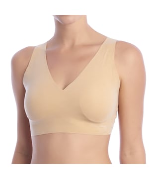 De Sloggi Zero Feel bralette is ontworpen met een innovatief, dun, naadloos materiaal: het maakt het onzichtbaar onder kleding.

 Details:

 - Uitneembare zacht gevoerde cups.
 - Hoogwaardige stof, superzacht en duurzaam.
 - Licht elastische band voor meer steun.
 - Geen hoepels.
 - Brede en comfortabele zijpanelen.
 - Bralettype.
 - Naadloos.

 Deze dames-bh herdefinieert comfort dankzij het naadloze, draadvrije ontwerp, dat een soepele, natuurlijke pasvorm biedt die zich perfect aanpast aan elke beweging.
 Samenstelling: 44% Modal, 34% Polyamide, 22% Elastaan
 Onderhoud:
- Alleen handwas.
 - Gebruik een mild wasmiddel.
 - Gebruik geen droger.
 - Niet strijken.