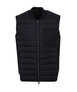 Moose Knuckles Air Down Anderson Hybrid Vest in Black
Stay warm and stylish with the Moose Knuckles Air Down Anderson Hybrid Vest in classic black. Designed for optimal comfort and versatility, this vest is perfect for layering during transitional weather.
 
Features

Fits true to size – Take your normal size.
Ribbed collar for added warmth and a stylish touch.
Convenient two-way zip fastening.
Sleeveless design allows for freedom of movement.
Ribbed waistband at the back for a snug fit.
Down padded for exceptional insulation. 1
Style code: M15MV457