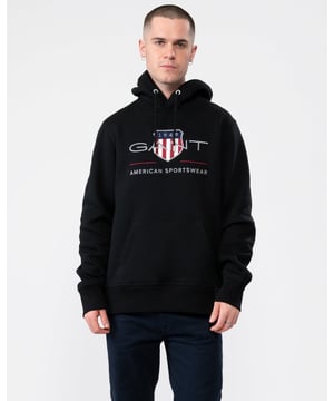 Featuring an '80s archive-inspired shield graphic with retro appeal, this sweatshirt has a regular fit for a comfortable look. Designed for comfort, pair it with sweatpants and jeans alike.
Regular fit  Kangaroo pocket  GANT graphic embroidered at chest
&nbsp;
Cotton 78%, Polyester 22%
&nbsp;
2047082
&nbsp;
