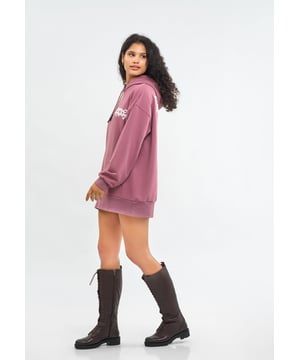 Tom Barron oversized damesjurk met capuchon en logo op de rug