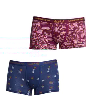 Set van 2 boxers voor jongens van Le Petit Garçon, ontworpen om dagelijks comfort, ondersteuning en stijl te bieden.

 Kenmerken:

 - Ademende stof: Gemaakt met hoogwaardige materialen die de luchtcirculatie bevorderen, waardoor de huid koel en droog blijft.
 - Anatomische voorkant: Zorgt voor een comfortabele en stevige pasvorm, voorkomt schuren en zorgt voor bewegingsvrijheid.
 - Elastische tailleband: Zachte tailleband met merklogo voor een stevige pasvorm en modern detail.
 - Aantrekkelijk ontwerp: Verkrijgbaar in verschillende leuke kleuren en prints waar kinderen dol op zullen zijn.

 Deze boxers zijn perfect voor actieve jongens en bieden comfort en een functioneel ontwerp dat hen de hele dag vergezelt.
 Samenstelling: 95% Katoen, 5% Elastaan
 Onderhoud:
- Wassen op max. temperatuur. 30º.
 - Geen bleekmiddel gebruiken.
 - Geen droger gebruiken.
 - Niet strijken.
 - Niet chemisch reinigen.