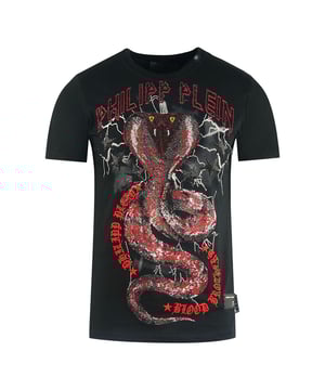 Philipp Plein Party All The Time Schwarzes T-Shirt. Erleben Sie Stil und Komfort mit dem Plein Black T-Shirt! Dieses T-Shirt besteht aus 100 % Baumwolle und verfugt uber ein auffalliges grosses Schlangenmuster auf einem klaren schwarzen Hintergrund. Werten Sie Ihre Garderobe auf und setzen Sie ein Statement mit diesem einzigartigen und hochwertigen Stuck. Grosses Markenlogo mit charakteristischen Kristallen bedeckt, grosses Schlangendesign auf der Ruckseite, schmale Passform. Markenabzeichen unten links. 100 % Baumwolle, mit Kristallen verzierte Markenschlange, Rundhalsausschnitt, kurze armel, Stretch-Passform. Stilcode: MTK1943 0213 Party All The Time