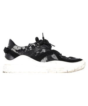 VINTAGE, RRP AS NEW
Step up your footwear game with the Jimmy Choo Seattle Floral Lace Mesh Trainers in Black Leather, a cutting-edge and fashion-forward addition to your shoe collection. These trendy trainers feature a unique mix of floral lace on mesh and black leather panels, making them a standout choice for the current season. The embossed CHOO logo on the sole adds a touch of luxury, while the elasticated upper ensures comfort without compromising on style. Whether you're going for an off-duty look or aiming to elevate your everyday style, the Seattle trainers are the perfect statement piece to complete your ensemble.



Jimmy Choo Seattle Floral Lace Mesh Trainers in Black Leather
Condition: Good
Signs of wear: Moderate signs of wear or markings, moderate scuffing insoles., Used but well maintained. Moderate creasing and marks at surface, wear at soles or replaced soles.
Packaging: None
Color: black
Material: leather and lace
Size: EU | 37 / US7
Measurements: Heel height: 35; Insole length: 280
SKU: NAPPUGBSH423250W