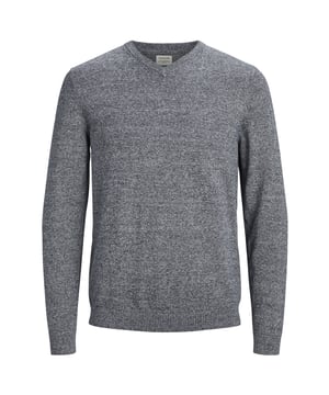 Deze gebreide trui van Jack & Jones is een warme en elegante trui voor de koudere dagen. De trui heeft een V-hals voor een klassieke en stijlvolle look. De trui heeft lange mouwen die warmte en bescherming bieden. De trui heeft geribde boorden en zoom voor een perfecte pasvorm. De trui voelt zacht aan en heeft een rechte zoom, waardoor hij comfortabel draagt. De trui is effen van kleur, waardoor hij er eenvoudig en modern uitziet. De trui is gemaakt van hoogwaardige materialen die duurzaamheid garanderen. Deze gebreide trui is een veelzijdige en gezellige basic voor je garderobe die je met verschillende outfits kunt combineren.