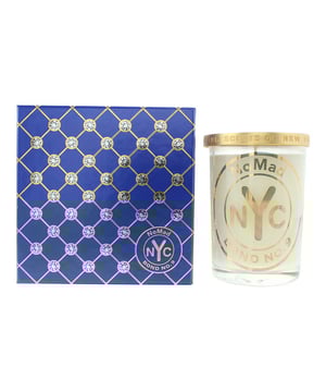NoMad, launched in 2021, is a fragrance for women and men by Bond No 9. Perfect for wear all year round, this fragrance can be worn both night and day. Created by Miroslav Petkov. This fragrance contains top notes of Pear, Black Currant and Quince. Middle notes of this fragrance are Agarwood (Oud), Rose, Violet Leaves and Orris with base notes of Amber, Vanilla and Sandalwood. This is a great addition to this fragrance range so you can fill your home with your favourite scent.