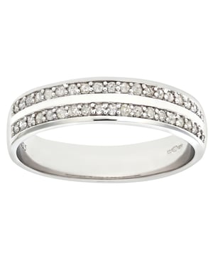 Oro blanco de 9 quilates (375): 3,7 g; # Diamante: 0.25ct