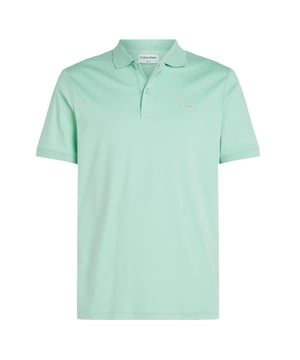 Heren polo van het merk Calvin Klein. De polo's van Calvin Klein zijn gemaakt van 100% biologisch katoen, en hebben een slim fit pasvorm. Het zachte katoen zorgt voor een heerlijk draagcomfort.  Merk: Calvin KleinModelnaam: Liquid Touch Slim PoloCategorie: heren poloMaterialen: biologisch katoenKleur: lichen groen