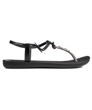 Clarks women's lynx shop charm thong sandal