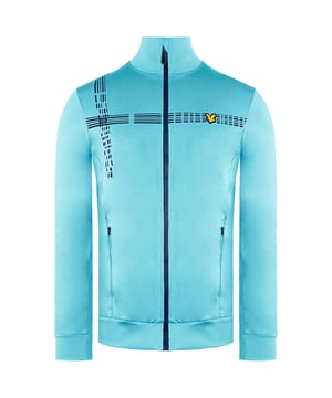 De Counter Stripe mid is gloednieuw dit seizoen van Lyle and Scott. Deze mid met volledige ritssluiting heeft handzakken met ritssluiting om kleine spullen in op te bergen en grafische details op de voor- en achterkant. De stof zorgt voor een volledig bewegingsbereik met vierwegstretch en voelt zacht aan. Het kenmerkende adelaarslogo staat op de linkerborst.