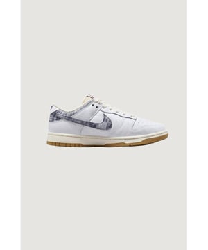 Diseño clásico con cordones  
Color blanco nítido  
Composición: 60% otras fibras, 40% materiales sintéticos  
Duradero y cómodo  
Perfecto para ocasiones informales  
Material: 60% otras fibras - 40% sintético