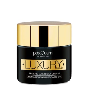 Crema regeneradora de día - Luxury Gold 50 ml
Ref. PQEGOLD01

Descripción
Crema regeneradora de día - Luxury Gold
50 ml

Crema de textura suave y sedosa que proporciona hidratación 24 horas. Está formulada para el tratamiento de pieles deshidratadas, para mantener el equilibrio osmótico de las células de la piel y conservar sus reservas de agua. Sus ingredientes más activos son el ácido hialurónico y el oro. Contiene filtro solar.

Principios activos:
- Oro Coloidal(1%): con acción antiedad y protectora frente agresiones físicas y químicas
- Acido hialurónico: hidrata
Período de conservación
12 meses tras apertura
Modo de empleo
Por la mañana, con el rostro limpio aplicar la crema hidratante. A continuación, para que la crema penetre bien, realizar un delicado masaje con la punta de los dedos. La piel tiene que absorber completamente la crema aplicada. Es indispensable aplicarse crema hidratante antes de maquillarse.
Ingredientes
Aqua (Water), Prunus Amygdalus Dulcis Oil (Sweet Almond Oil), Stearic Acid, Ethylhexyl Methoxycinnamate, Butyrospermum Parkii Butter, Isopropyl Palmitate, Isododecane, Cetyl Alcohol, Sorbitol, Propylene Glycol, Glyceryl Stearate Se, Ceteareth-20, Sodium Hyaluronate, Cetearyl Alcohol, Sodium Cetearyl Sulfate, Gold, Polymethylsilsesquioxane, Mica, Titanium Dioxide, Bht, Diazolidinyl Urea, Iodopropynyl Butylcarbamate, Triethanolamine, Iron Oxide, Parfum (Fragrance)